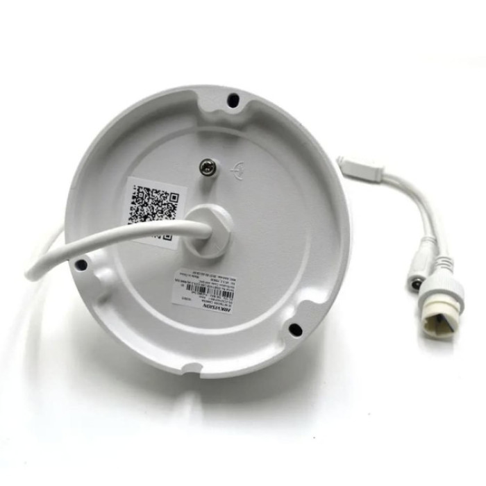 4МП IP камера Hikvision DS-2CD2142FWD-I (2.8 мм)